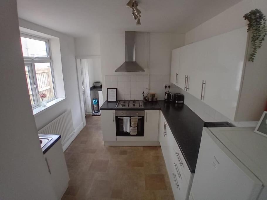 קארדיף Large Family Home Central Location 3 Double Bedrooms And 1 Single Bedroom מראה חיצוני תמונה